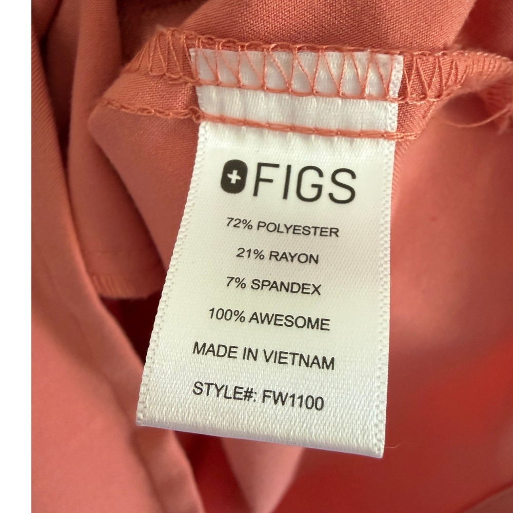 FIGS Women's Casma Three-Pocket Scrub Top In Coral Size XS/P - Picture 6 of 7